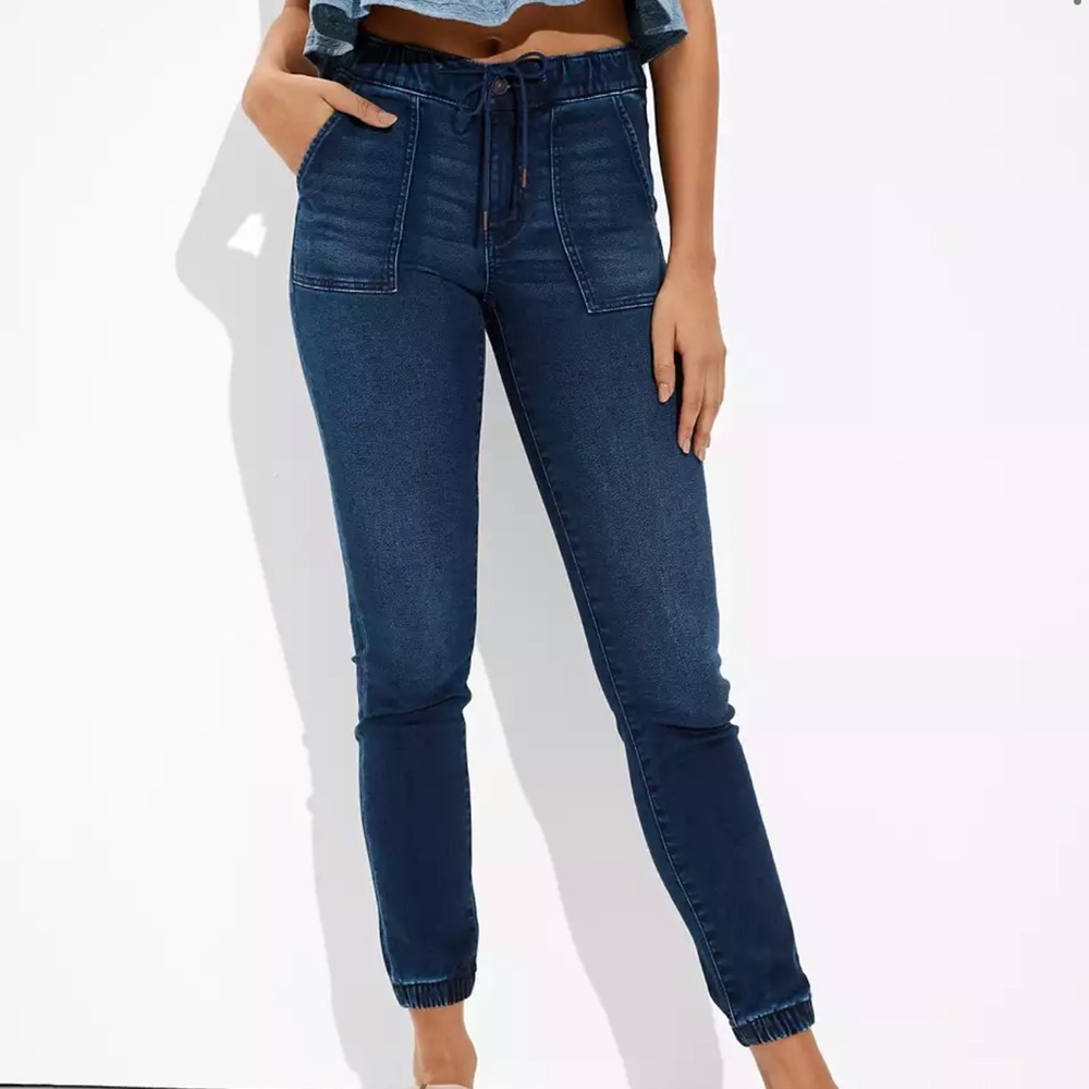 American Eagle Jogger Jeans
